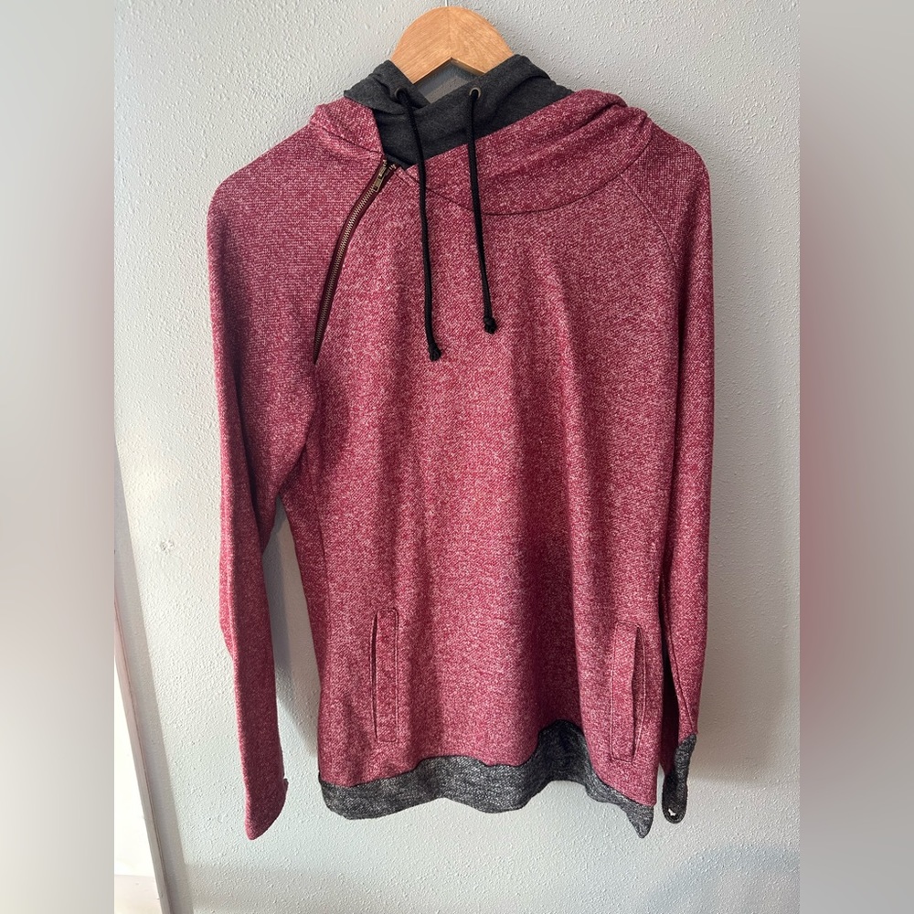 Sweater women’s size medium